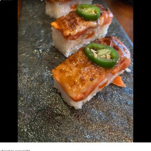 Salmon Oshi