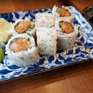 Spicy Salmon Roll